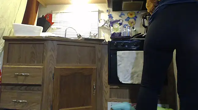 Snapshot of sexyinpantyhose chatting on 12-27-24, 05:42 sexyinpantyhose online show from 12-27-24, 05:42