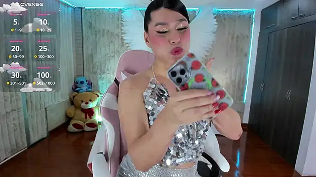 Snapshot of floryn_susana chatting on 12-31-24, 06:13 floryn susana online show from 12-31-24, 06:13