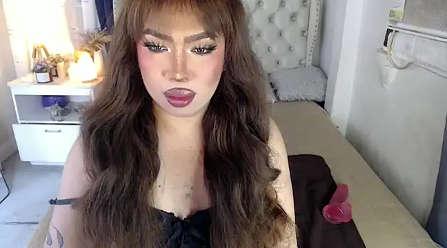 Snapshot of RebecaNextToYou chatting on 01-28-25, 05:24 RebecaNextToYou online show from 01-28-25, 05:24