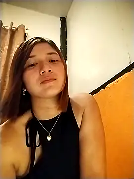 Snapshot of MS_Isabella_Snow92 chatting on 10-23-25, 01:43 MS Isabella Snow92 online show from 10-23-25, 01:43