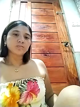 Snapshot of MS_Isabella_Snow92 chatting on 11-18-25, 08:35 MS Isabella Snow92 online show from 11-18-25, 08:35