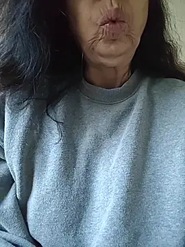 Susannemilf online show from 11-10-25, 02:05