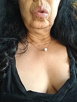 Susannemilf online show from 03-03-26, 03:01