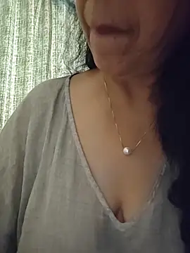 Susannemilf online show from 03-18-26, 05:10