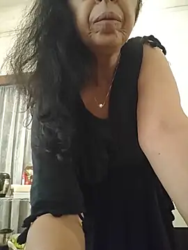 Susannemilf online show from 04-20-26, 06:16