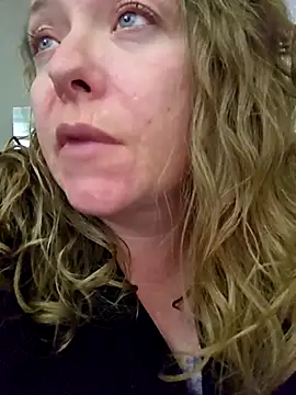 julimonroe online show from 03-12-25, 01:03