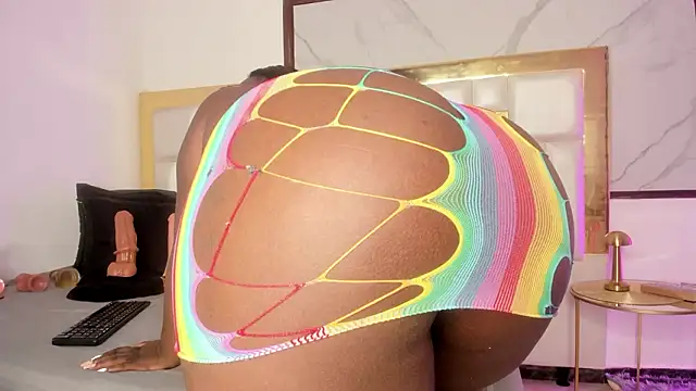 Snapshot of MiaaXXX1 chatting on 03-06-26, 02:19 MiaaXXX1 online show from 03-06-26, 02:19