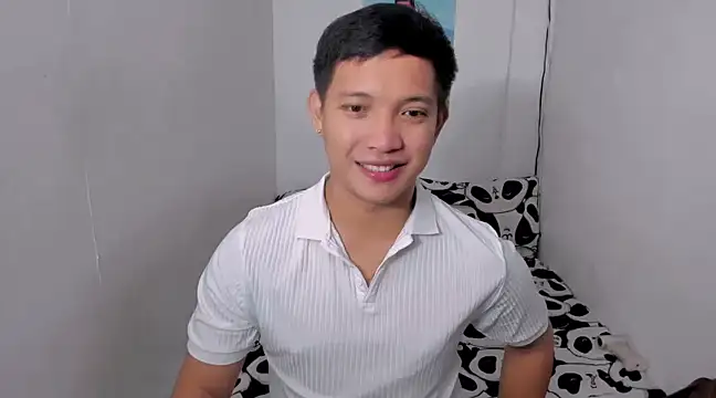 xSebastian19 online show from 12-16-24, 10:13