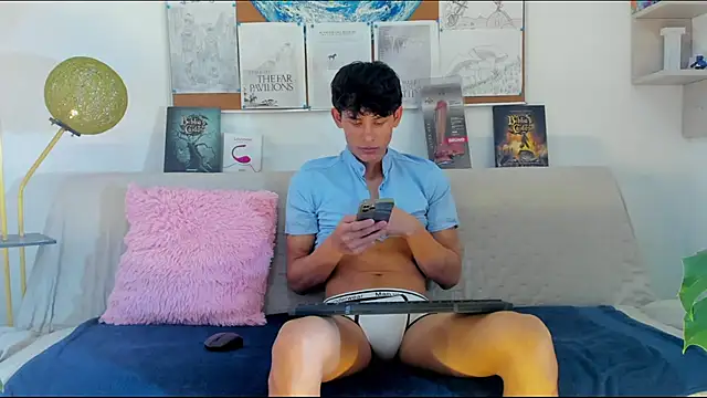 logan thomas online show from 06-29-26, 06:19