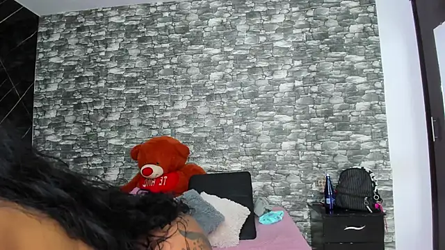 HeidyWillss online show from 12-16-25, 07:30