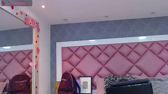 DanielaDuff online show from 06-24-26, 07:35