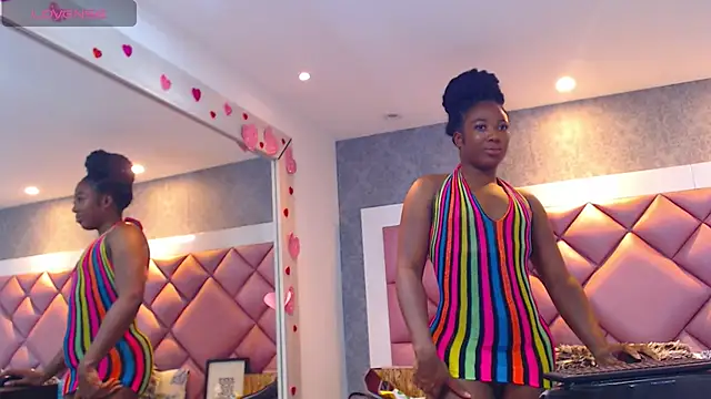 DanielaDuff online show from 07-18-26, 01:59