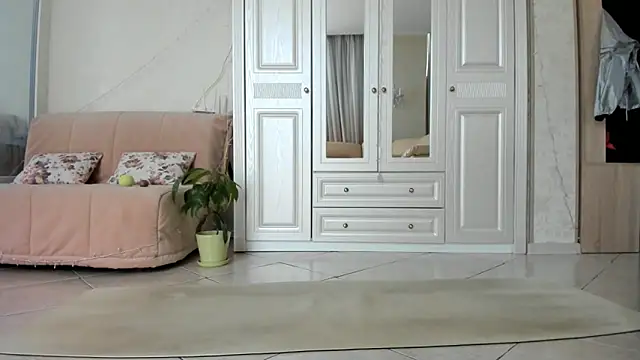 ElizSweet online show from 02-24-25, 09:43