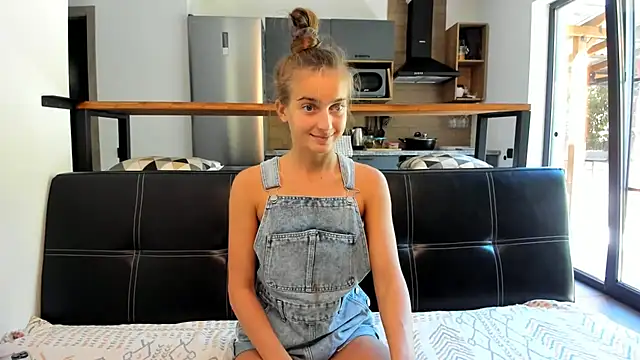 ElizSweet online show from 10-01-25, 09:59