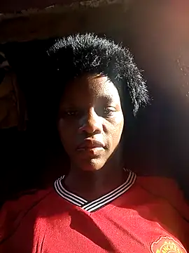 Petite li online show from 02-15-26, 05:48