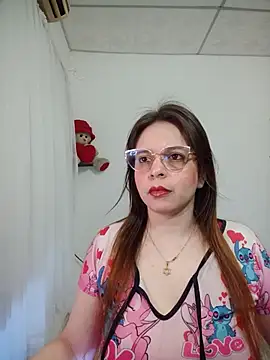 lorenitabella online show from 06-13-26, 09:18