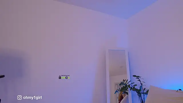 Fallinlove1 online show from 11-10-25, 12:26