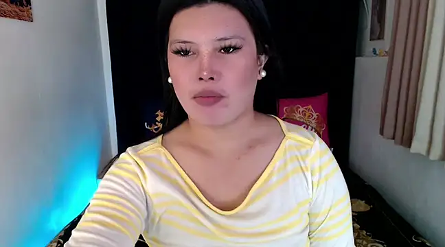 Snapshot of Angelic_Fuckerxxx chatting on 03-14-25, 04:10 Angelic Fuckerxxx online show from 03-14-25, 04:10