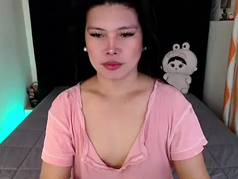 Snapshot of Angelic_Fuckerxxx chatting on 10-28-25, 09:02 Angelic Fuckerxxx online show from 10-28-25, 09:02