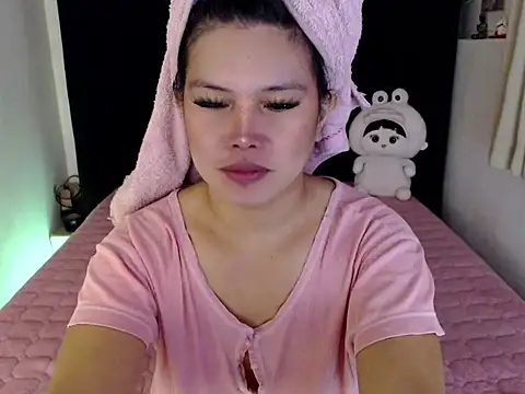 Snapshot of Angelic_Fuckerxxx chatting on 11-21-25, 11:31 Angelic Fuckerxxx online show from 11-21-25, 11:31