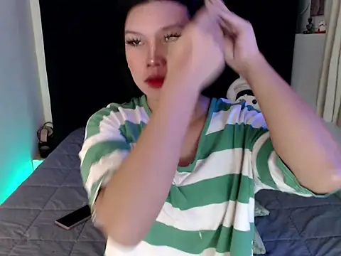 Snapshot of Angelic_Fuckerxxx chatting on 01-13-26, 04:07 Angelic Fuckerxxx online show from 01-13-26, 04:07