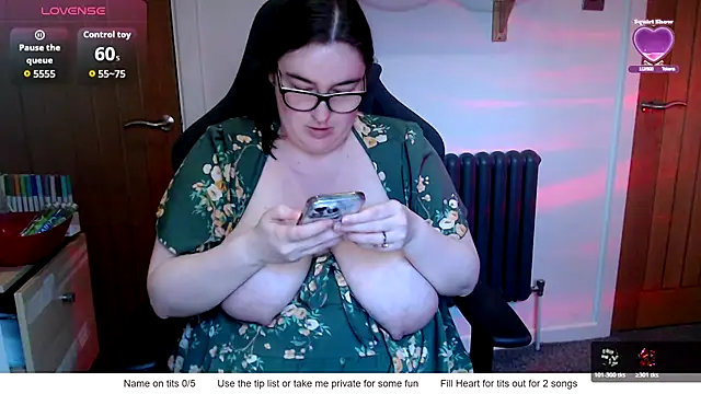 Snapshot of Rebecca_Summer chatting on 03-04-26, 06:52 Rebecca Summer online show from 03-04-26, 06:52