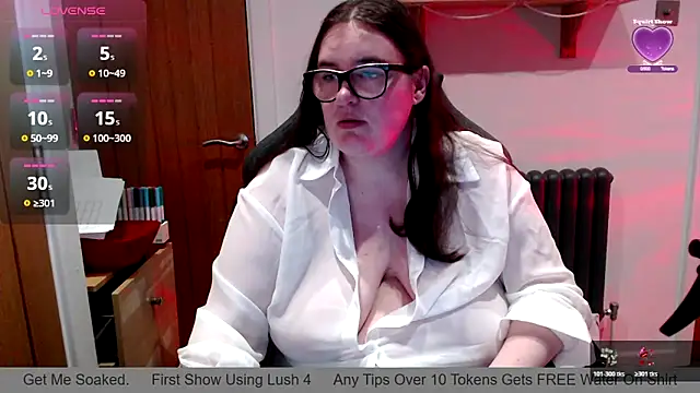 Rebecca Summer online show from 04-05-26, 05:10