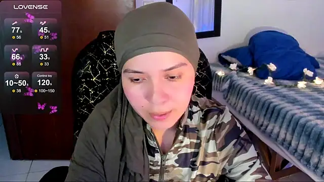 MatchedEyebrow online show from 06-12-26, 09:25