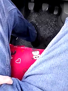 Snapshot of feet_toes chatting on 02-21-25, 10:17 feet toes online show from 02-21-25, 10:17