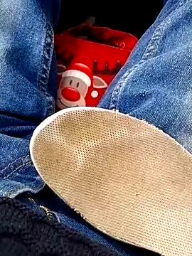 Snapshot of feet_toes chatting on 03-14-25, 09:57 feet toes online show from 03-14-25, 09:57