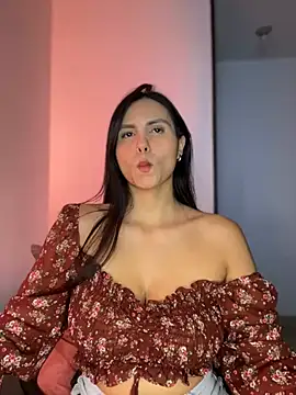 Snapshot of ameliayourfav1 chatting on 12-18-24, 02:32 ameliayourfav1 online show from 12-18-24, 02:32