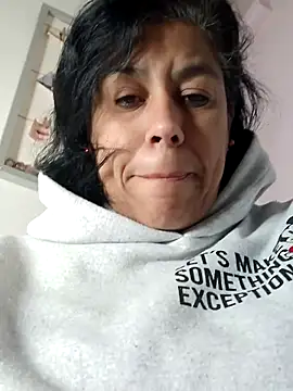 Molly newman6 online show from 03-21-25, 08:18