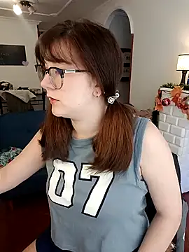 Snapshot of HunnyyLove chatting on 12-02-24, 03:47 HunnyyLove online show from 12-02-24, 03:47