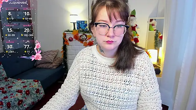 Snapshot of HunnyyLove chatting on 12-04-24, 03:32 HunnyyLove online show from 12-04-24, 03:32