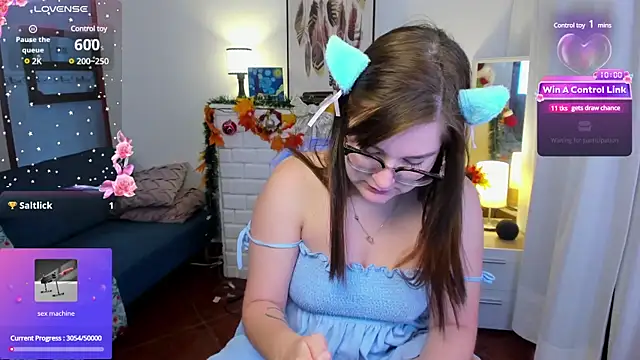 Snapshot of HunnyyLove chatting on 12-06-24, 03:44 HunnyyLove online show from 12-06-24, 03:44