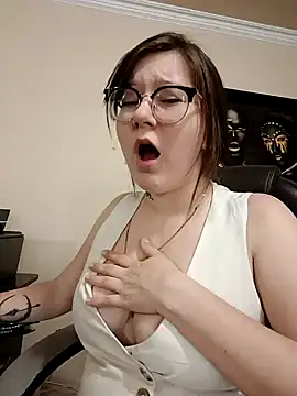 Snapshot of HunnyyLove chatting on 01-02-25, 09:50 HunnyyLove online show from 01-02-25, 09:50