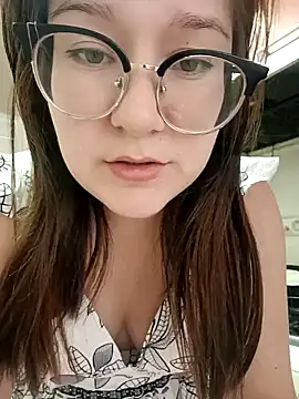 Snapshot of HunnyyLove chatting on 01-25-25, 03:30 HunnyyLove online show from 01-25-25, 03:30