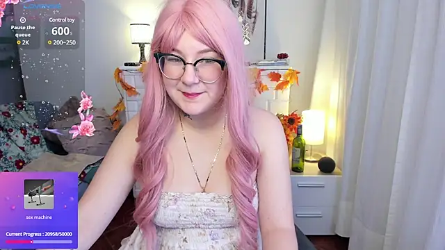 Snapshot of HunnyyLove chatting on 02-07-25, 08:42 HunnyyLove online show from 02-07-25, 08:42