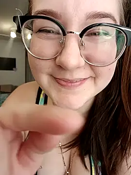 Snapshot of HunnyyLove chatting on 02-24-25, 08:58 HunnyyLove online show from 02-24-25, 08:58