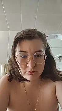 Snapshot of HunnyyLove chatting on 10-11-25, 02:59 HunnyyLove online show from 10-11-25, 02:59