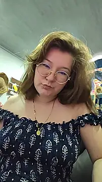 Snapshot of HunnyyLove chatting on 01-19-26, 02:32 HunnyyLove online show from 01-19-26, 02:32