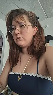 Snapshot of HunnyyLove chatting on 02-18-26, 03:19 HunnyyLove online show from 02-18-26, 03:19