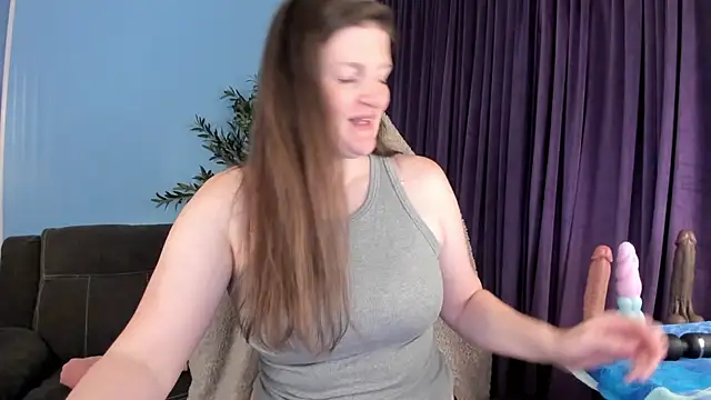 Kelly Carolina online show from 04-15-26, 11:39