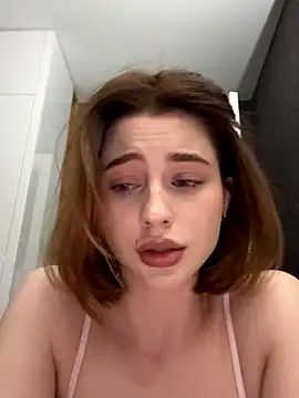 Snapshot of Camilla_Railian chatting on 09-27-25, 11:10 Camilla Railian online show from 09-27-25, 11:10