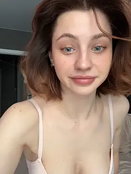 Snapshot of Camilla_Railian chatting on 10-02-25, 10:22 Camilla Railian online show from 10-02-25, 10:22