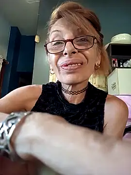 FrozenWaffle online show from 04-10-26, 04:55