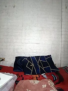 Snapshot of _Shimmerlyn_ chatting on 01-10-26, 06:15 Shimmerlyn online show from 01-10-26, 06:15