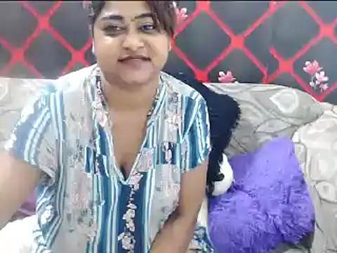 indian glitter online show from 03-08-25, 10:45