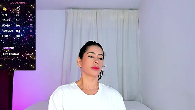 Snapshot of VioletaSotter chatting on 03-08-26, 12:20 VioletaSotter online show from 03-08-26, 12:20