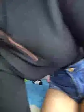 Snapshot of amycute_ chatting on 01-15-25, 12:30 amycute online show from 01-15-25, 12:30